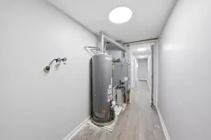 19425 Oak Ave, Country Club Hills, IL 60478 - Photo 13