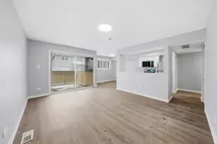 19425 Oak Ave, Country Club Hills, IL 60478 - Photo 3