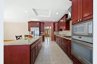 10225 S 81st Court, Palos Hills, IL 60465 - Photo 9