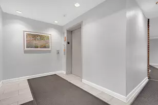 9240 Gross Point Rd, Skokie, IL 60077 - Photo 19