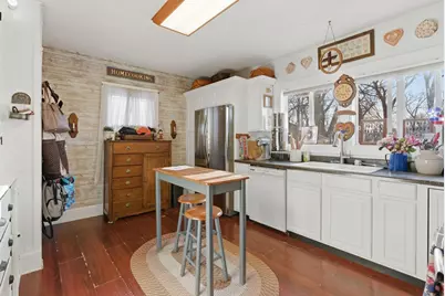 10 S Grant Street, North Aurora, IL 60542 - Photo 3