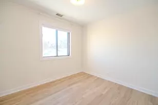 2740 W Farragut Ave, Chicago, IL 60625 - Photo 21