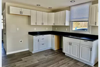 331 W Lincoln Street, Utica, IL 61373 - Photo 11