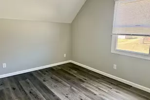 331 W Lincoln St, Utica, IL 61373 - Photo 21