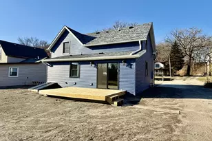 331 W Lincoln St, Utica, IL 61373 - Photo 3