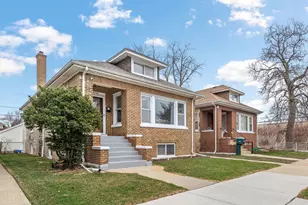 4608 W Montana St, Chicago, IL 60639 - Photo 3