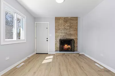 1455 Erie Street, Elgin, IL 60123 - Photo 15