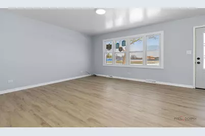 1455 Erie Street, Elgin, IL 60123 - Photo 9