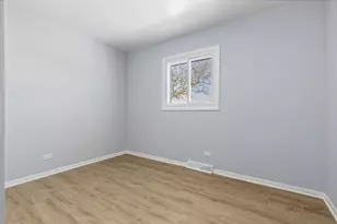 1455 Erie St, Elgin, IL 60123 - Photo 19