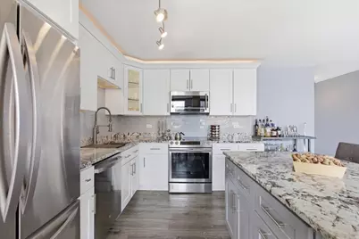 655 W Irving Park Road #303, Chicago, IL 60613 - Photo 7