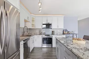 655 W Irving Park Rd, Chicago, IL 60613 - Photo 7