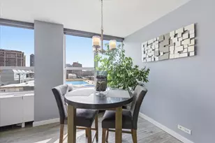 655 W Irving Park Rd, Chicago, IL 60613 - Photo 9