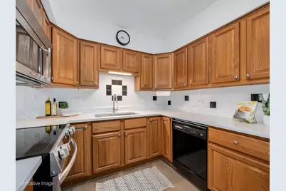 27 S Waiola Avenue #302, La Grange, IL 60525 - Photo 13