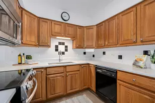 27 S Waiola Ave, La Grange, IL 60525 - Photo 13