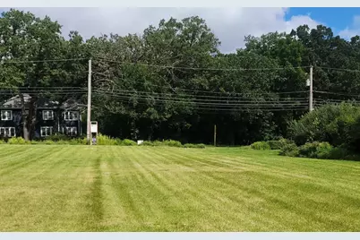 659 E Maple Avenue, Mundelein, IL 60060 - Photo 1