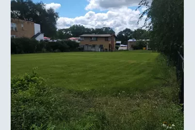 659 E Maple Avenue, Mundelein, IL 60060 - Photo 11