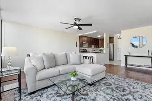 444 W Fullerton Pkwy, Chicago, IL 60614 - Photo 9