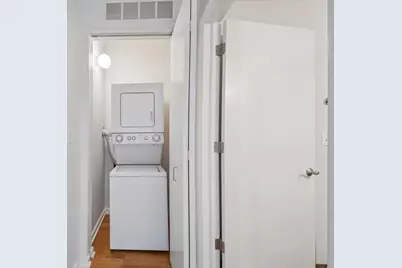 160 E Illinois Street #1704, Chicago, IL 60611 - Photo 13