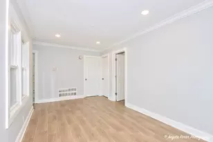 1501 Round Lake Dr, Round Lake Beach, IL 60073 - Photo 7