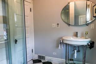 812 Augusta St, Oak Park, IL 60302 - Photo 15