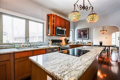 812 Augusta Street, Oak Park, IL 60302 - Photo 17