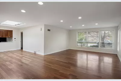 9200 Kedvale Avenue, Skokie, IL 60076 - Photo 3