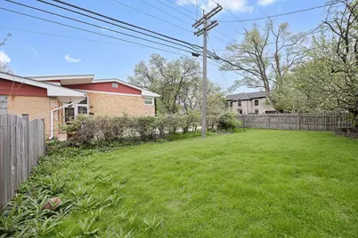 9200 Kedvale Avenue, Skokie, IL 60076 - Photo 17