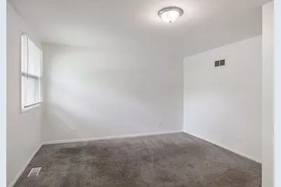 9200 Kedvale Avenue, Skokie, IL 60076 - Photo 9