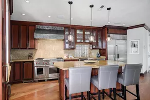 1811 N Howe St, Chicago, IL 60614 - Photo 13