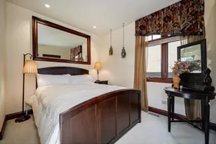 1811 N Howe St, Chicago, IL 60614 - Photo 39