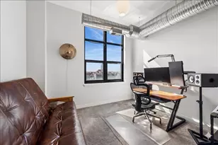 833 W 15th Pl, Chicago, IL 60607 - Photo 13