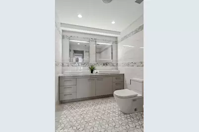 [Address not provided], Chicago, IL 60611 - Photo 13