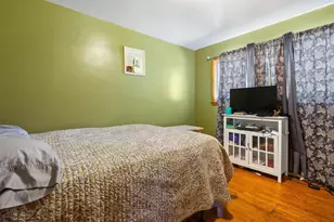 9126 S Oglesby Ave, Chicago, IL 60617 - Photo 7