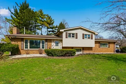 20W260 Meadow Lane, Lemont, IL 60439 - Photo 1