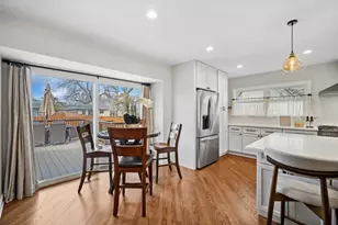 3122 Sandy Ln, Glenview, IL 60026 - Photo 7