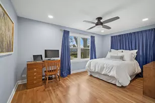 3122 Sandy Ln, Glenview, IL 60026 - Photo 13