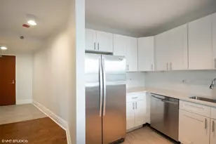 400 N LaSalle St, Chicago, IL 60654 - Photo 7