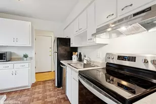 1136 Greenleaf Ave, Wilmette, IL 60091 - Photo 13