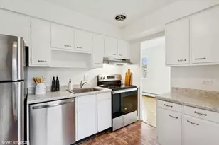 1136 Greenleaf Ave, Wilmette, IL 60091 - Photo 11