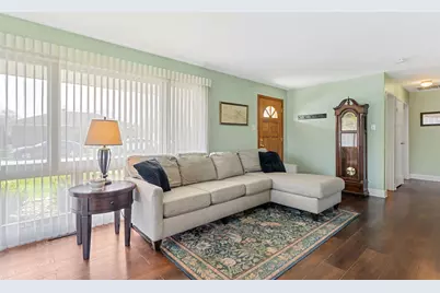 9966 S California Avenue, Evergreen Park, IL 60805 - Photo 23