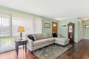 9966 S California Ave, Evergreen Park, IL 60805 - Photo 23