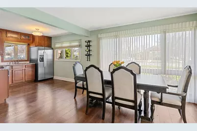 9966 S California Avenue, Evergreen Park, IL 60805 - Photo 11