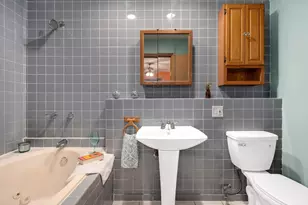 7102 Beechnut Ln, Darien, IL 60561 - Photo 13