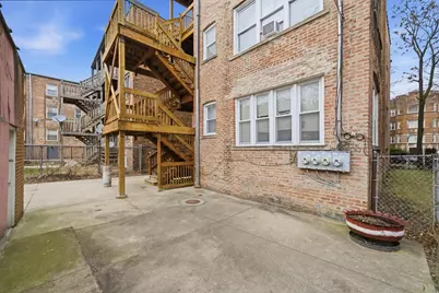 7634 S Phillips Avenue, Chicago, IL 60649 - Photo 19