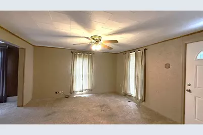 517 College Avenue, Centralia, IL 62801 - Photo 3