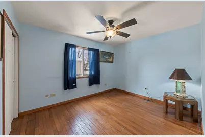 225 E Lincoln Avenue, Glendale Heights, IL 60139 - Photo 13