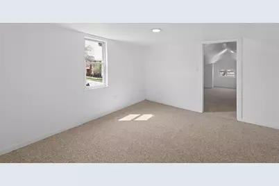 6521 S Saint Lawrence Avenue, Chicago, IL 60637 - Photo 7