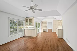 1735 Yale Ct, Lake Forest, IL 60045 - Photo 13