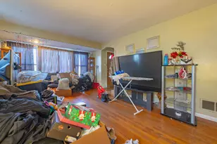 6351 S Kilbourn Ave, Chicago, IL 60629 - Photo 5