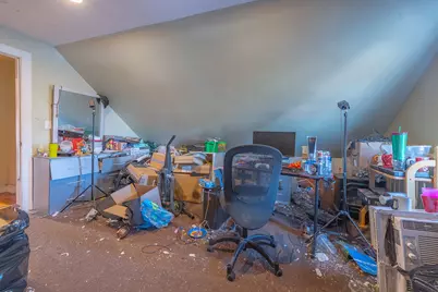 6351 S Kilbourn Avenue, Chicago, IL 60629 - Photo 25